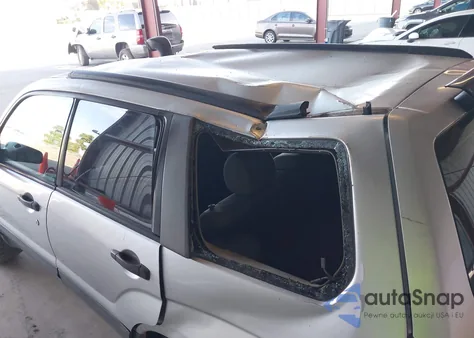 2005 Subaru Forester 2.5X z USA, uszkodzony, nr VIN JF1SG63655G722057